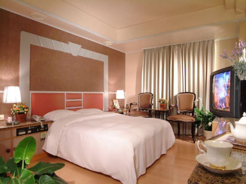 Katherine Plaza Hotel Kaohsiung Eksteriør billede