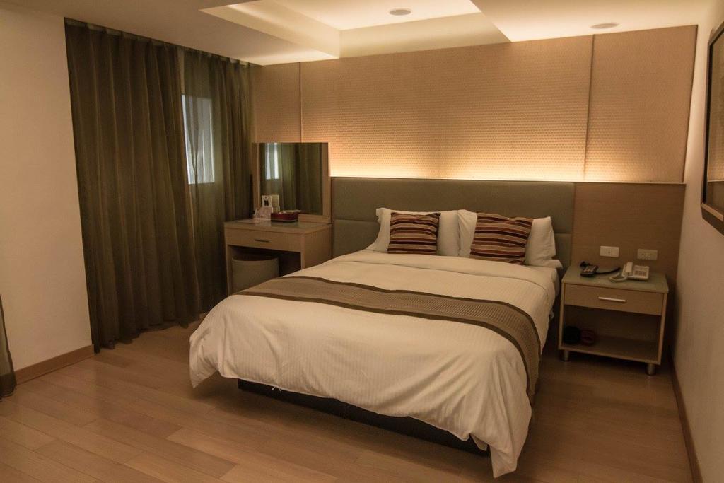 Katherine Plaza Hotel Kaohsiung Eksteriør billede