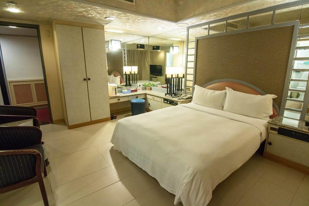 Katherine Plaza Hotel Kaohsiung Eksteriør billede